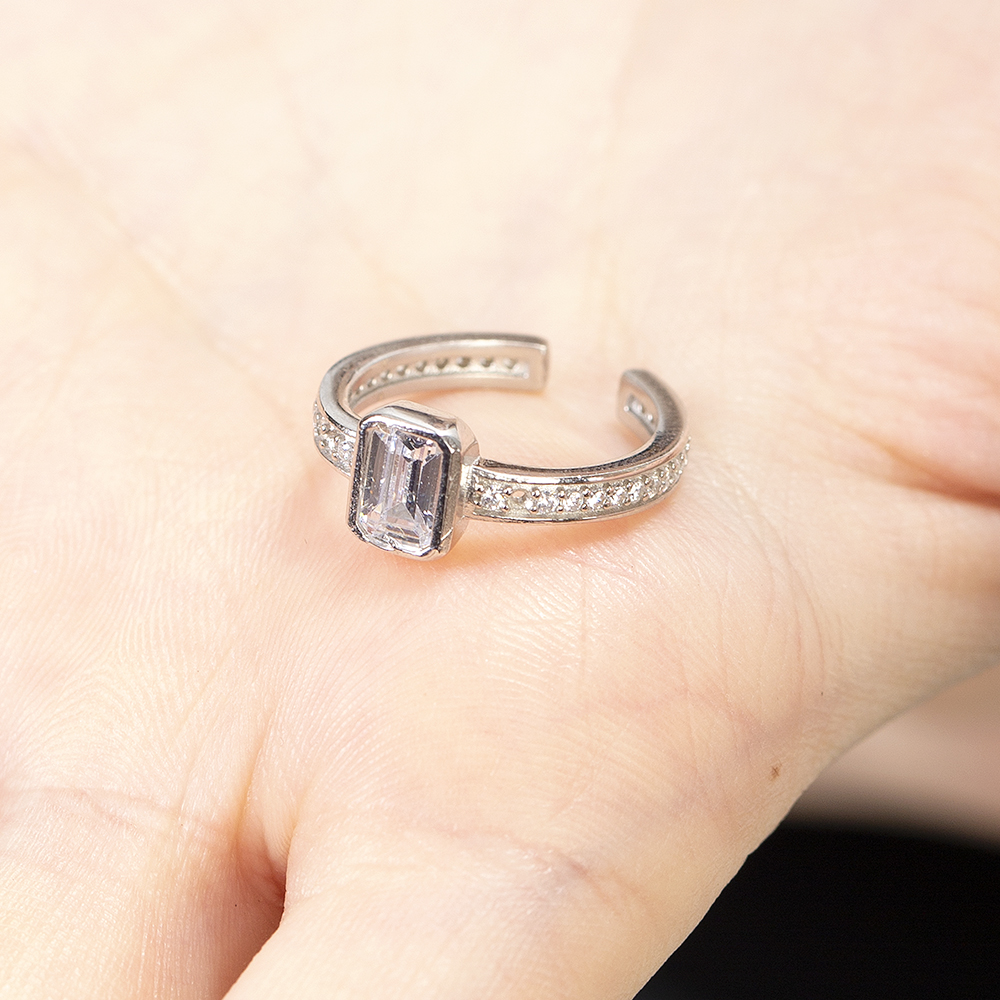 single-product-image